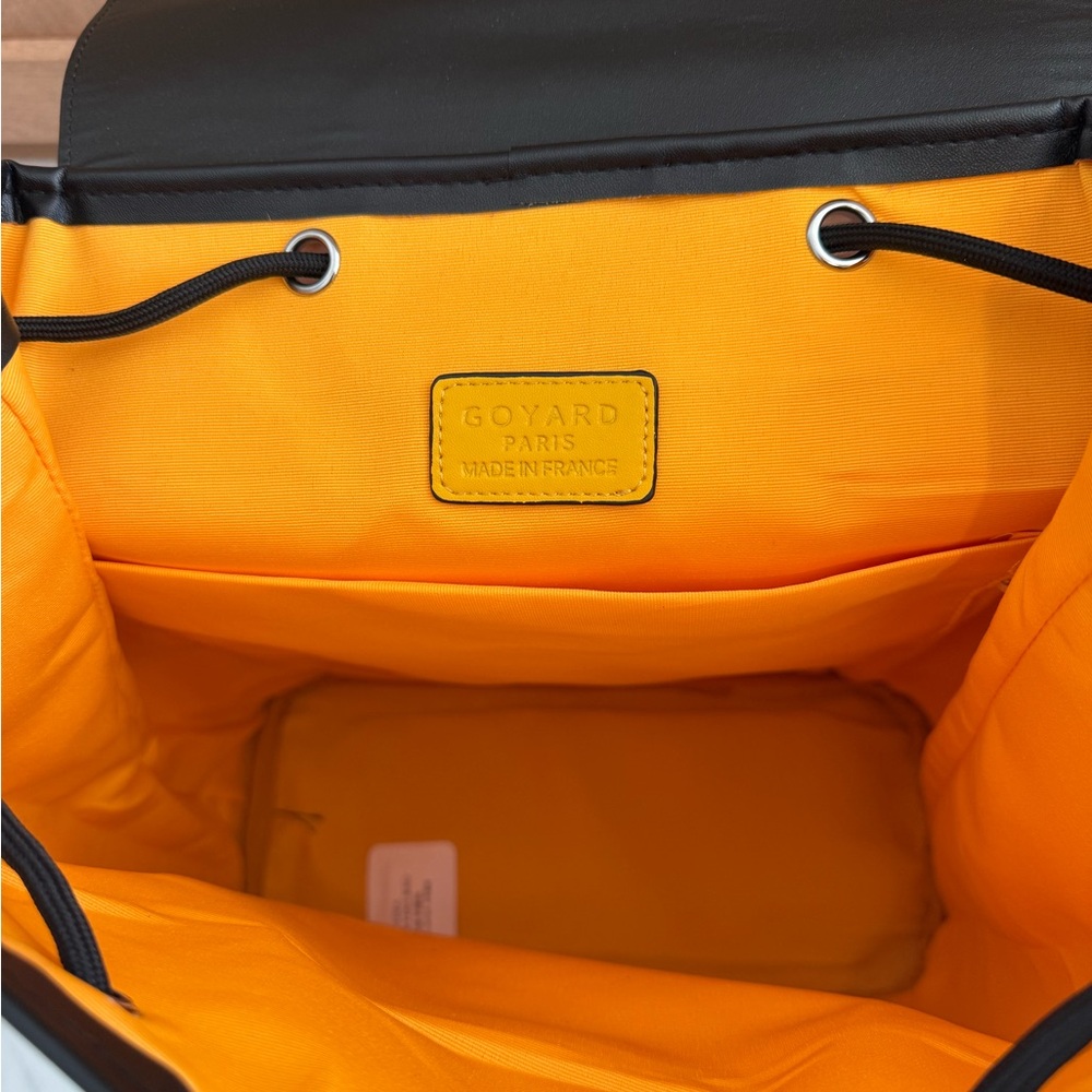 Off-Brand Black Pattern Backpack - Picture 4 of 10